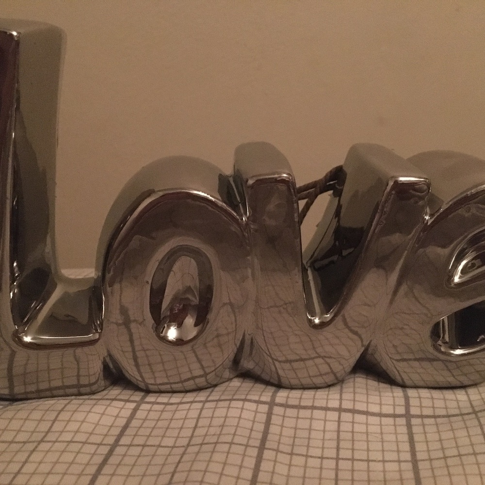 Silver "love" ceramic with lavender scent sachet